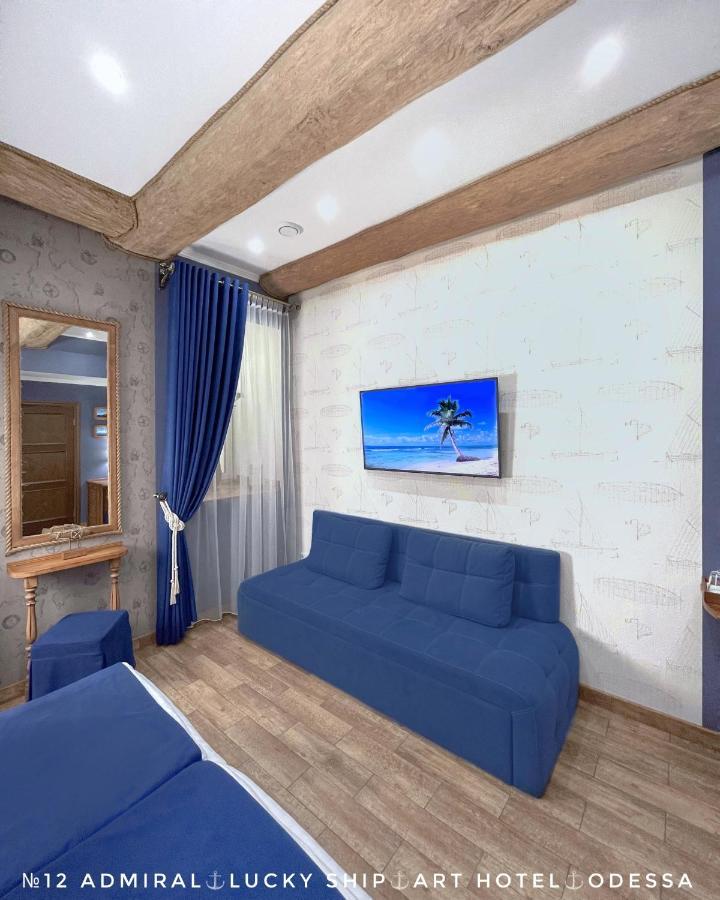 Lucky Ship Art Hotel โอเดสซา ภายนอก รูปภาพ